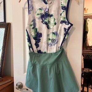 Sporty Pickleball
Tennis Set - 2-Piece
Activewear Skort
Outfit